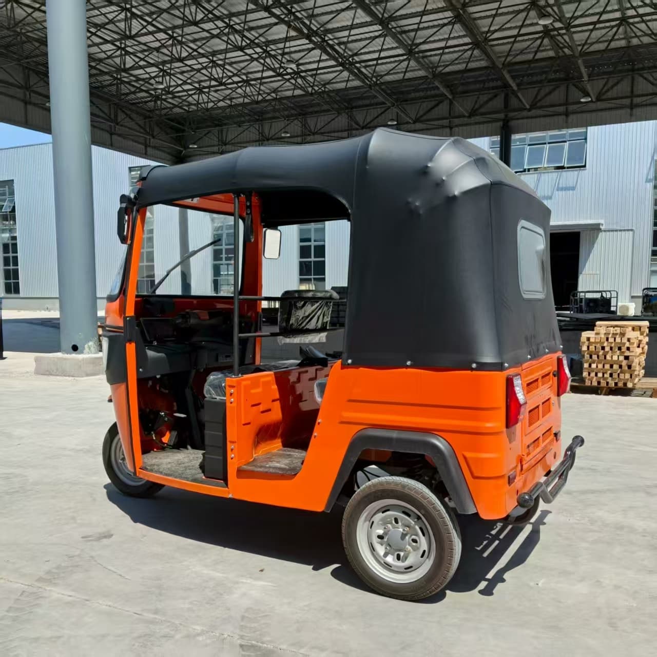 HF6 6-Seater Passenger Tricycle Rear View